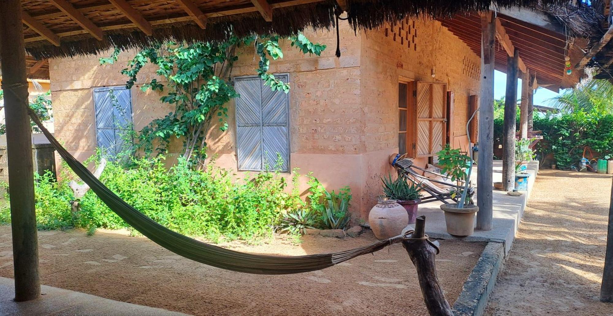Hotel Nguel Du Saloum - Chez Abdou Et Mar Mar Lodj Exterior foto