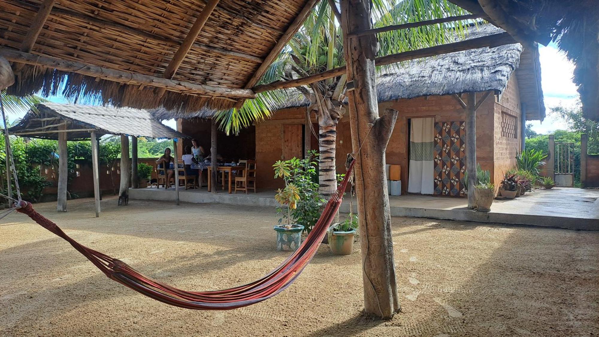 Hotel Nguel Du Saloum - Chez Abdou Et Mar Mar Lodj Exterior foto